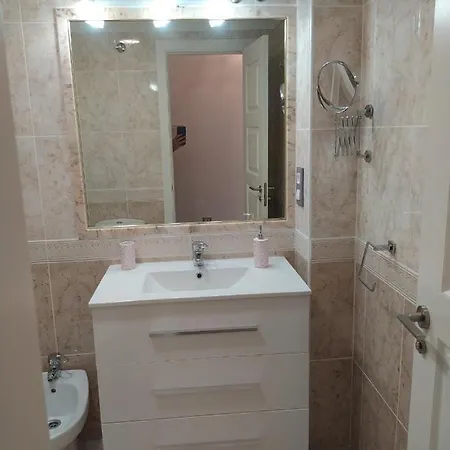 La Carihuela, 1ª Linea, Playa, Fire Stick Amazon, Parking, 2 Dorm, 5 Pers Torremolinos