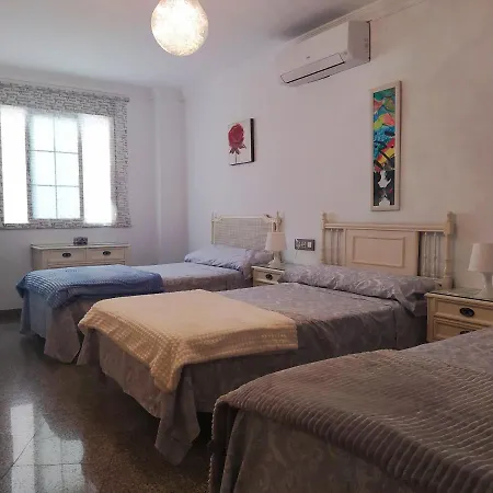 La Carihuela, 1ª Linea, Playa, Fire Stick Amazon, Parking, 2 Dorm, 5 Pers Apartment