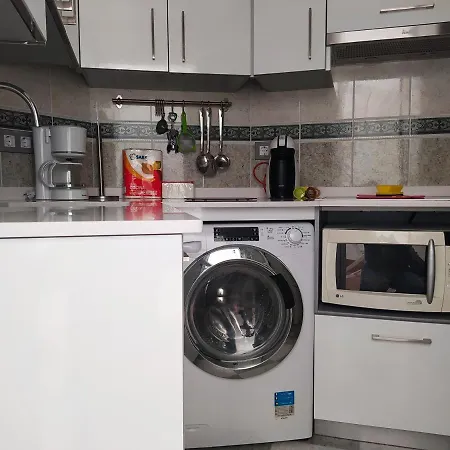 Apartment La Carihuela, 1ª Linea, Playa, Fire Stick Amazon, Parking, 2 Dorm, 5 Pers